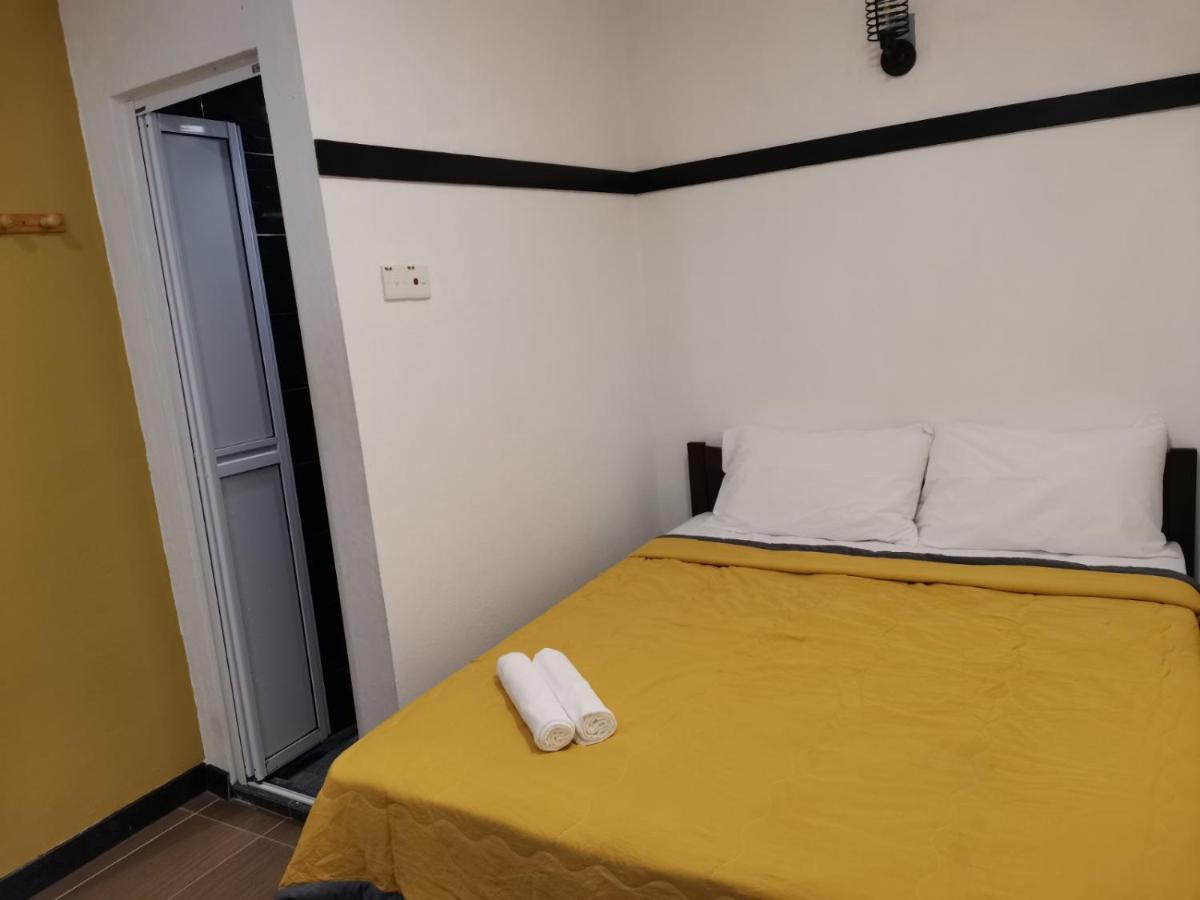 G Fortune Guest House+ George Town Exterior foto